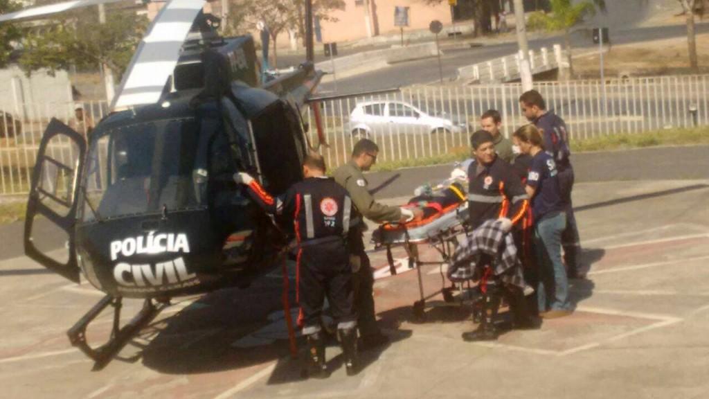 Após receber os primeiros socorros a vitima foi encaminhada para o Hospital João XXIII, em BH, pelo Batalhão Aéreo da Policia Civil 