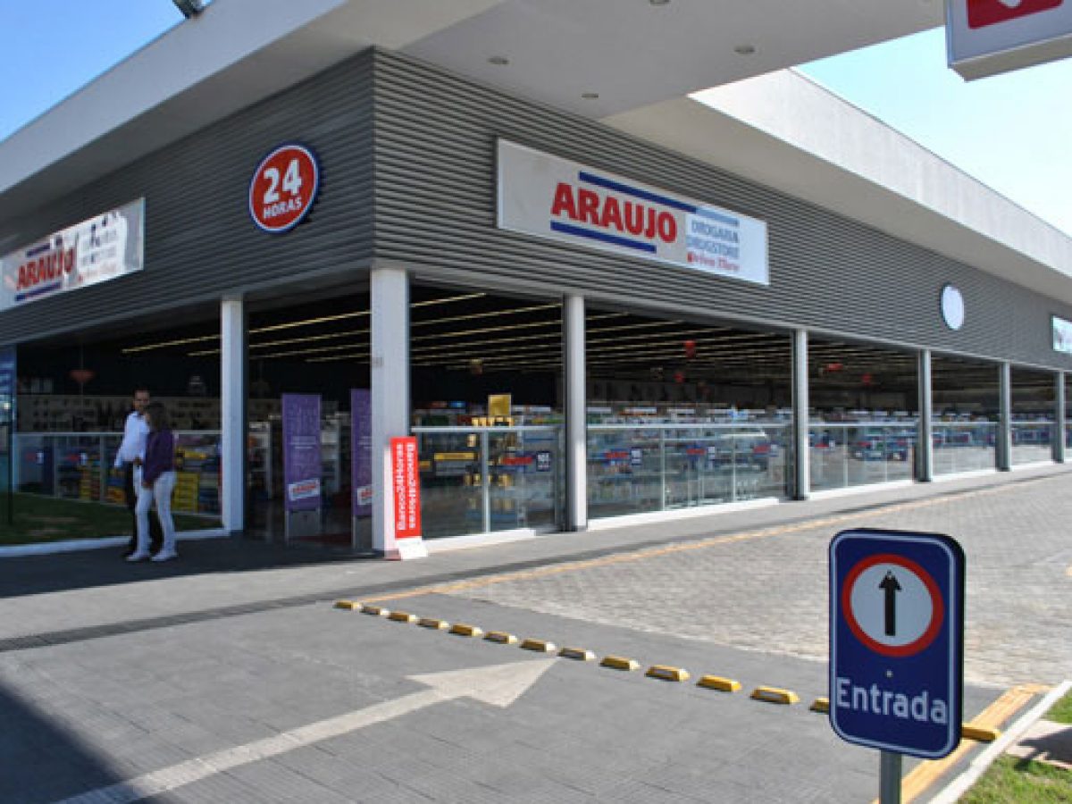 Drogaria Araujo - Novembro na Araujo tem oferta o mês inteiro