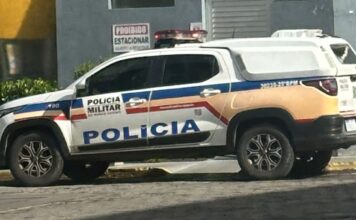 Suspeito é preso e drogas são apreendidas durante operação da PM no bairro Santa Felicidade Foto: Diego Henrique