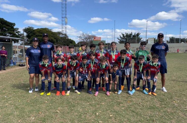 Escolinha Luciano Biro é campeã da Copa Revelação Cooperlíder na categoria Sub-11