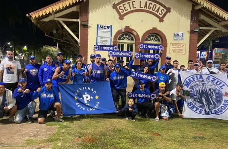 Torcidas organizadas promovem ação solidária e distribuem alimentos e agasalhos em Sete Lagoas