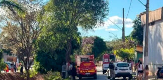 Idoso morre após cair de bicicleta motorizada em córrego de Caetanópolis