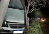 Motorista com sinais de embriaguez bate carro em poste em Ribeirão das Neves